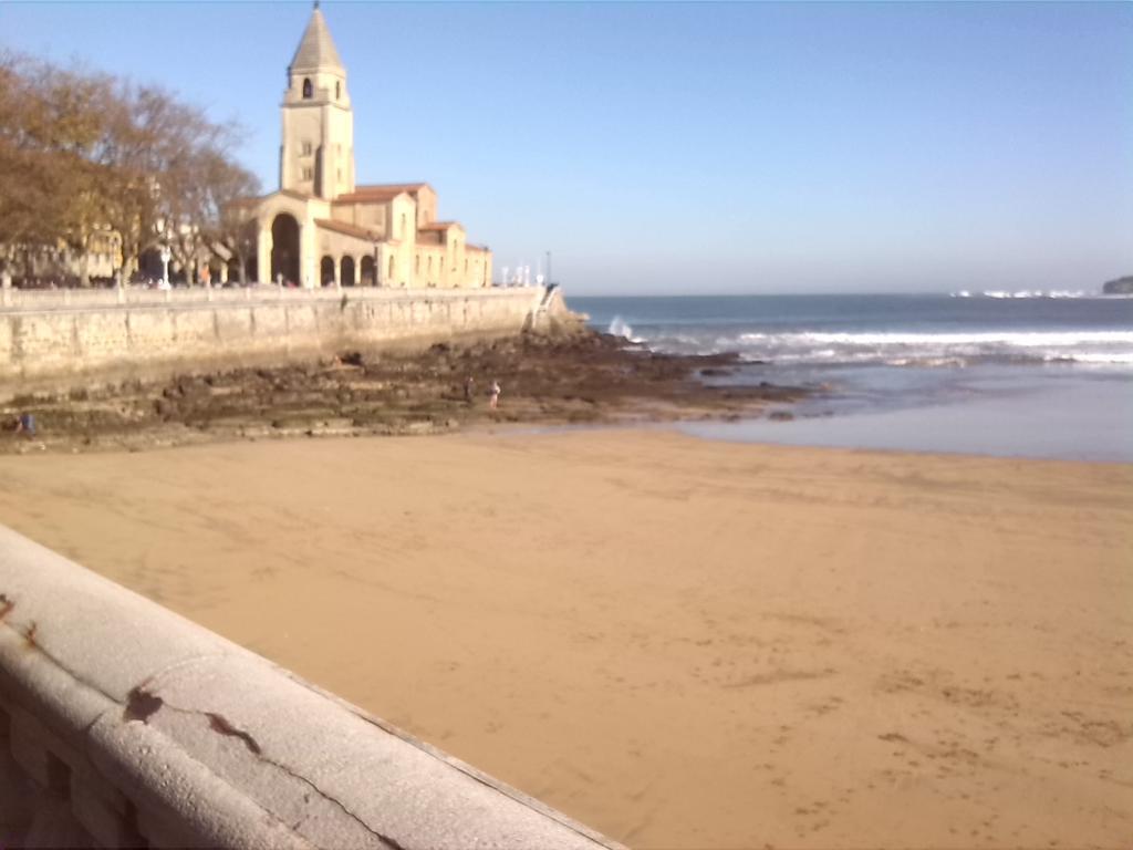 Hospedaje Covadonga Gijon Ngoại thất bức ảnh