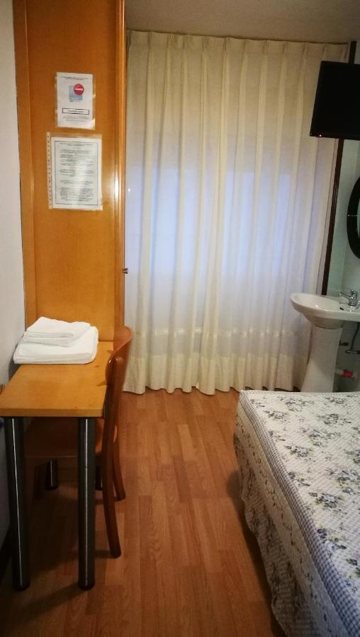 Hospedaje Covadonga Gijon Ngoại thất bức ảnh